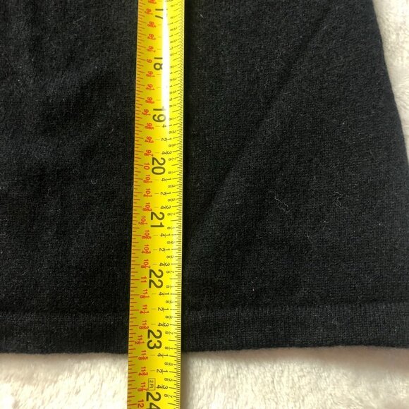 LG Cashmere Black Cardigan With Black & Silver Rhinestones Size M/L - Picture 10 of 10